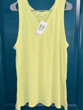 BLUMIN Ribbed V-Neck Tank Top in Lime Size 2X
